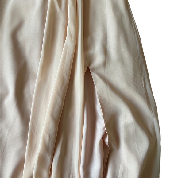 Drapery flowy bridesmaid Dress, size 10 - Picture 7 of 7